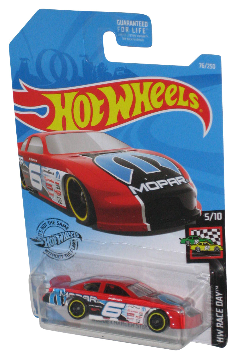 Hot Wheels HW Race Day 5/10 (2017) Red Dodge Charger Stock Car Toy 76/250