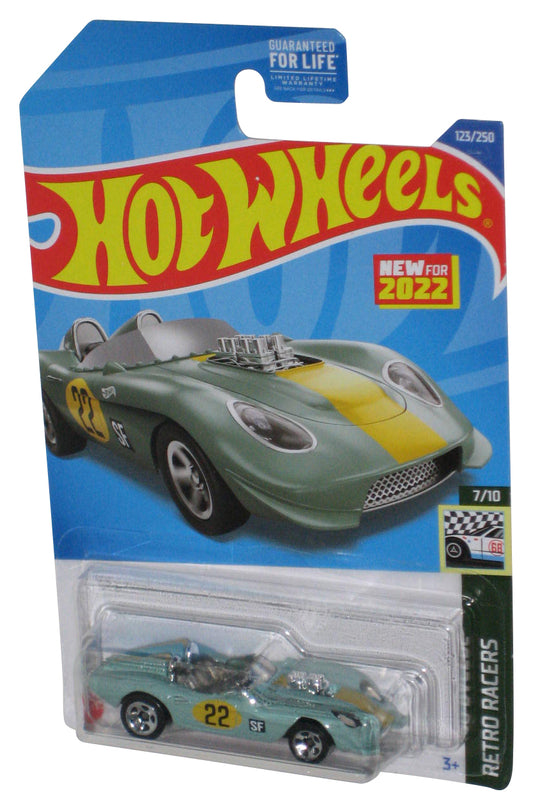Hot Wheels Glory Chaser (2022) Retro Racers 7/10 Green Toy Car 123/250