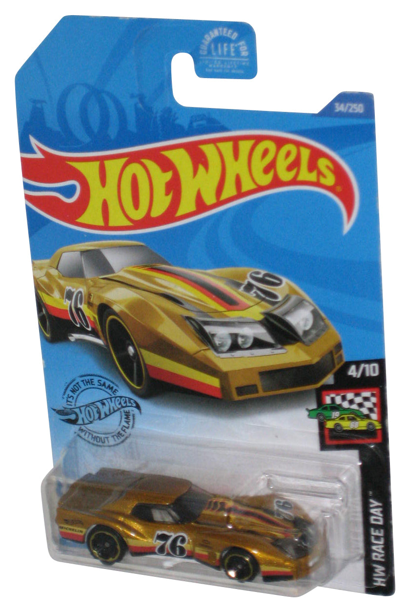 Hot Wheels HW Race Day 4/10 (2017) Gold '76 Greenwood Corvette Toy Car 34/250