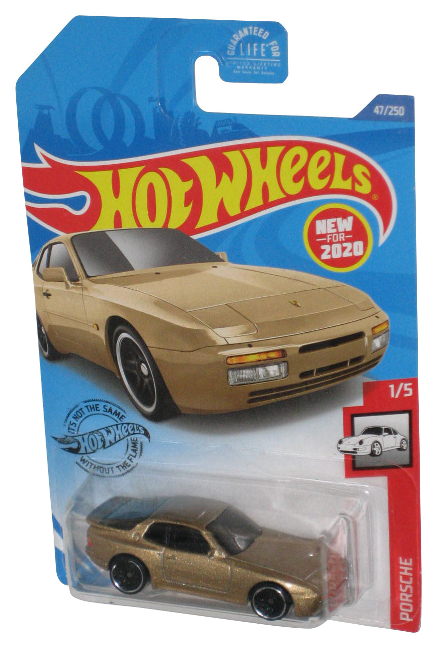 Hot Wheels '89 Porsche 944 Turbo 1/5 (2020) Gold Toy Car 47/250 - (Cracked Plastic)
