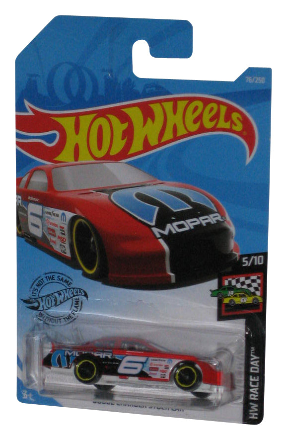Hot Wheels HW Race Day 5/10 (2018) Red Dodge Charger Stock Car 76/250