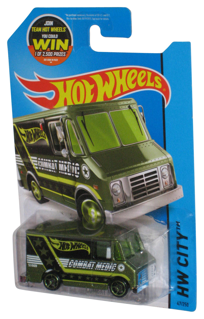 Hot Wheels HW City (2013) Green Combat Medic Toy Truck 47/250