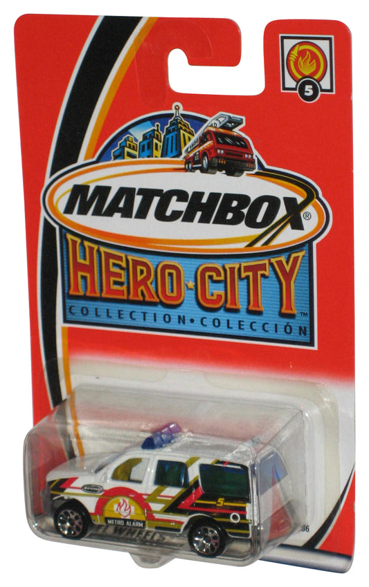 Matchbox Hero City Collection (2002) Ford Expedition Fire Chief Toy Car #5