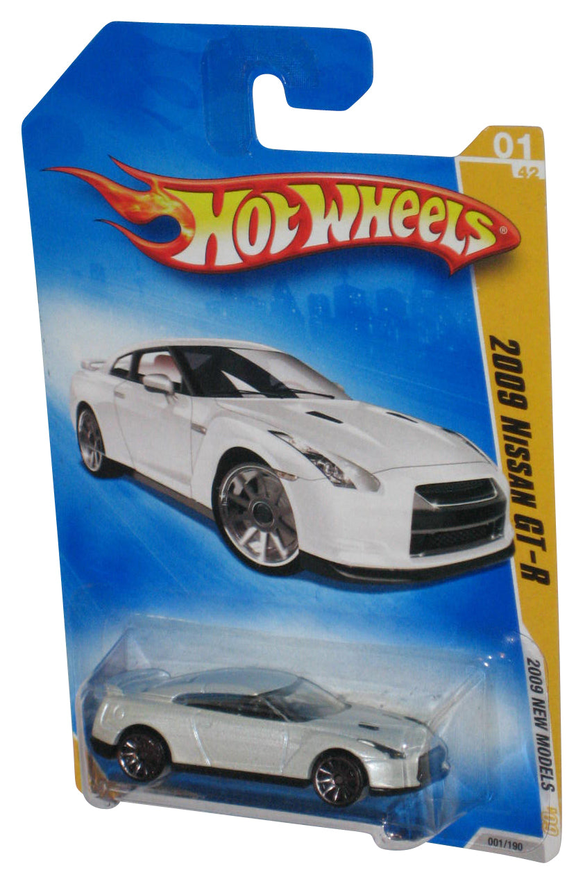 Hot Wheels 2009 New Models White Nissan GT-R Toy Car 1/190