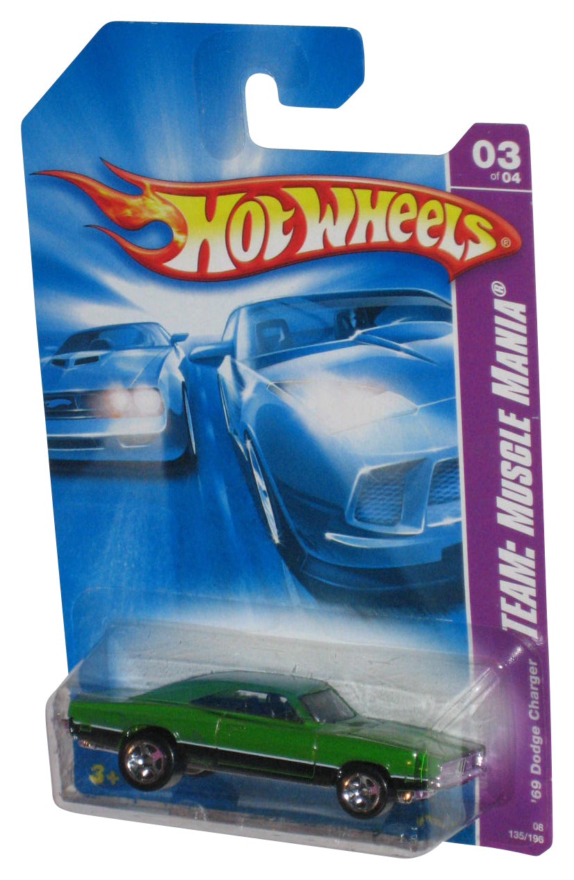 Hot Wheels 2008 Team Muscle Mania 3/4 (2007) Green '69 Dodge Charger Toy Car 135/196