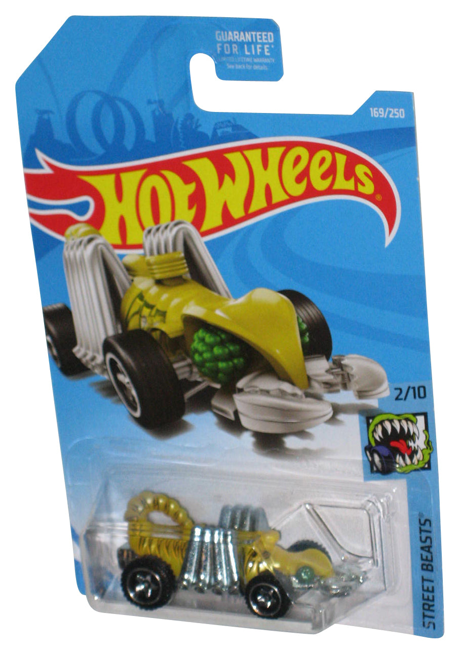 Hot Wheels Street Beasts 2/10 (2017) Yellow Eevil Weevil Car 169/250