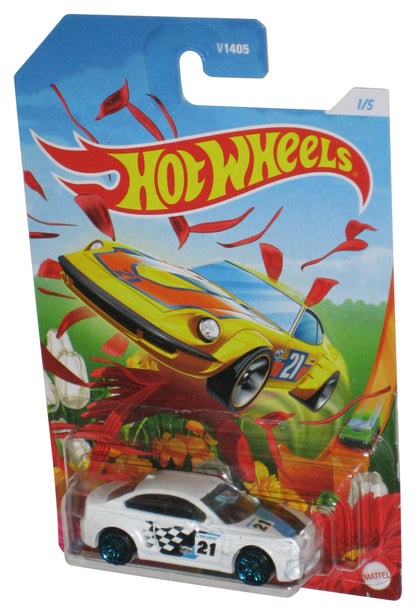 Hot Wheels White 2016 BMW M2 (2020) Mattel Die-Cast Toy Car 1/5