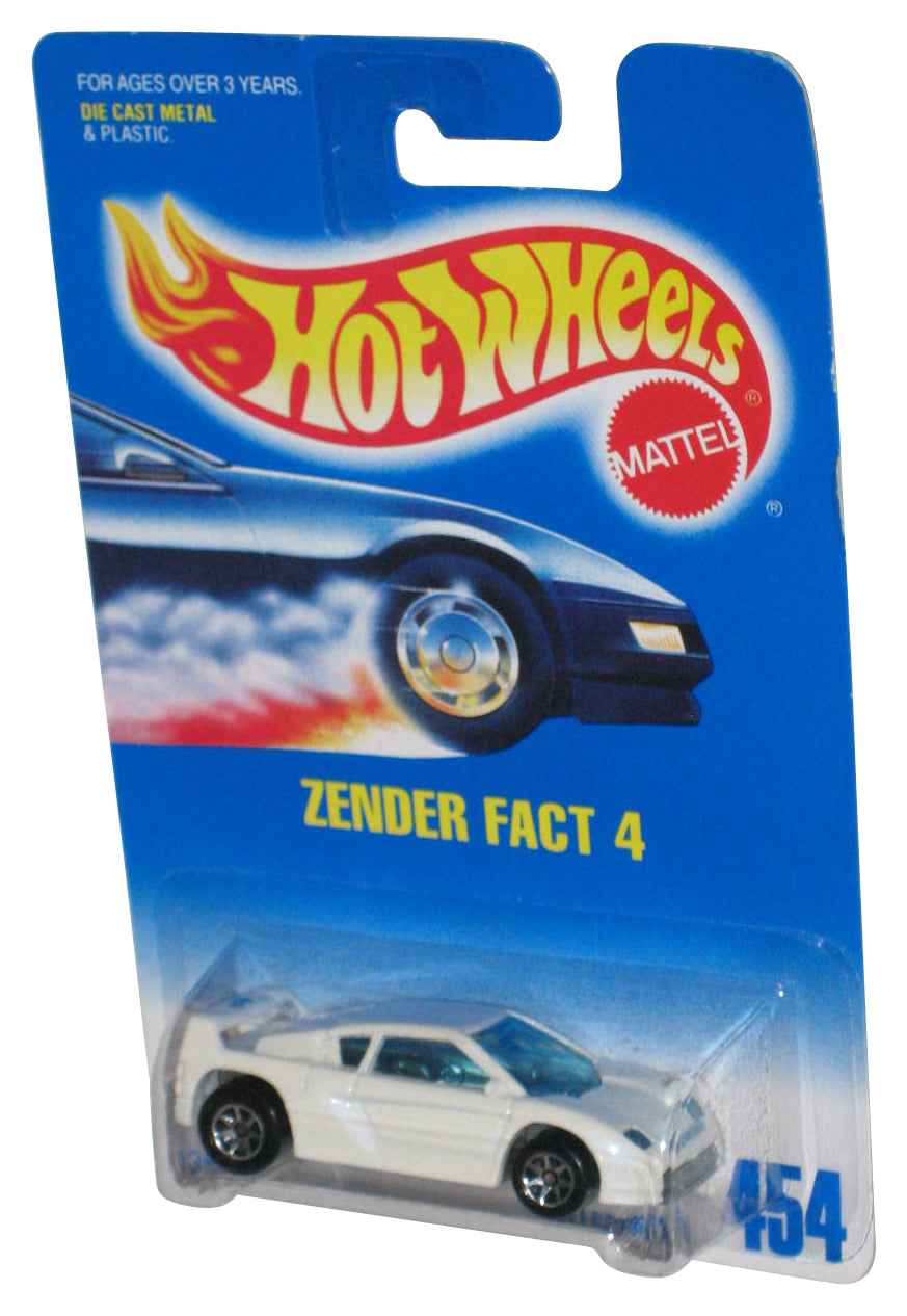 Hot Wheels Zender Fact 4 (1991) Mattel White Toy Car #454