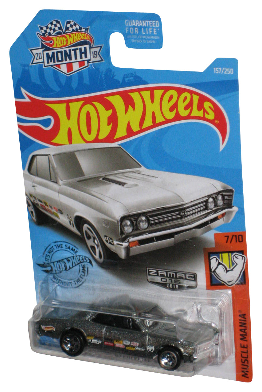 Hot Wheels Muscle Mania 7/10 (2019) '67 Chevelle SS 396 Silver Toy Car 157/250