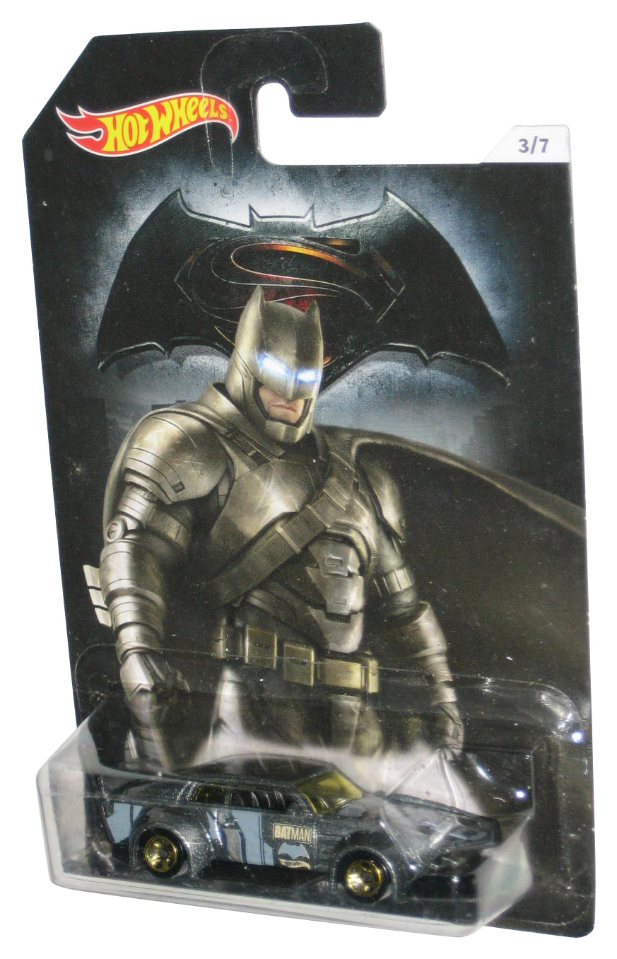 DC Batman vs Superman Mad Manga (2015) Hot Wheels Toy Car #3/7 - (Damaged Packaging)