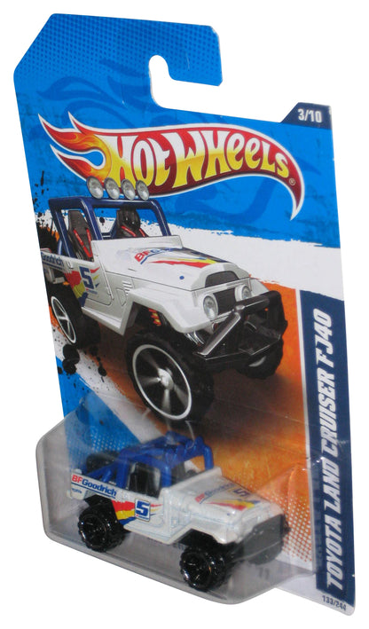 Hot Wheels HW Performance '11 3/10 Toyota Land Cruiser FJ40 Toy Car 133/244
