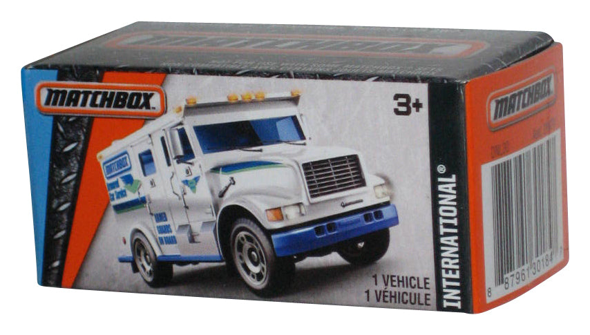Matchbox MBX Adventure City International (2016) Power Grabs Box Toy Truck 17/125