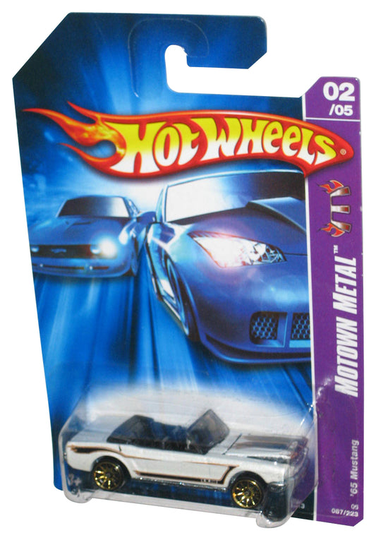 Hot Wheels Motown Metal 02/05 (2006) White '65 Mustang Car Toy 087/223