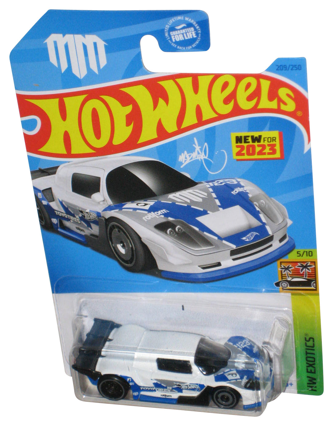 Hot Wheels HW Exotics 5/10 (2023) White Mad Mike Drift Attack Toy Car 209/250
