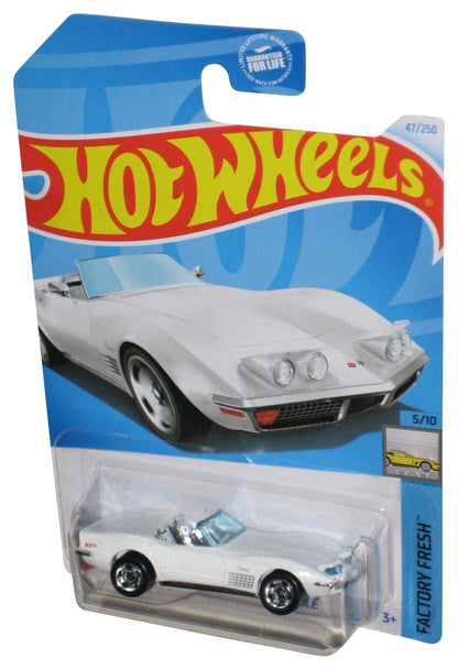 Hot Wheels Factory Fresh 5/10 (2021) White '72 Stingray Convertible Car 47/250