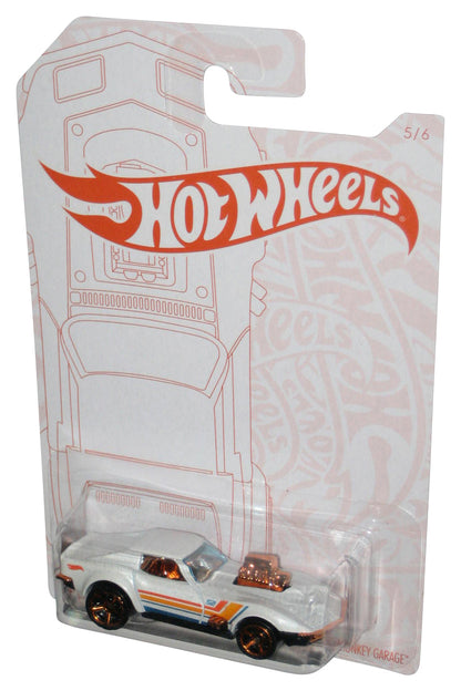 Hot Wheels Pearl & Chrome (2019) White '68 Corvette Gas Monkey Garage Car 5/6