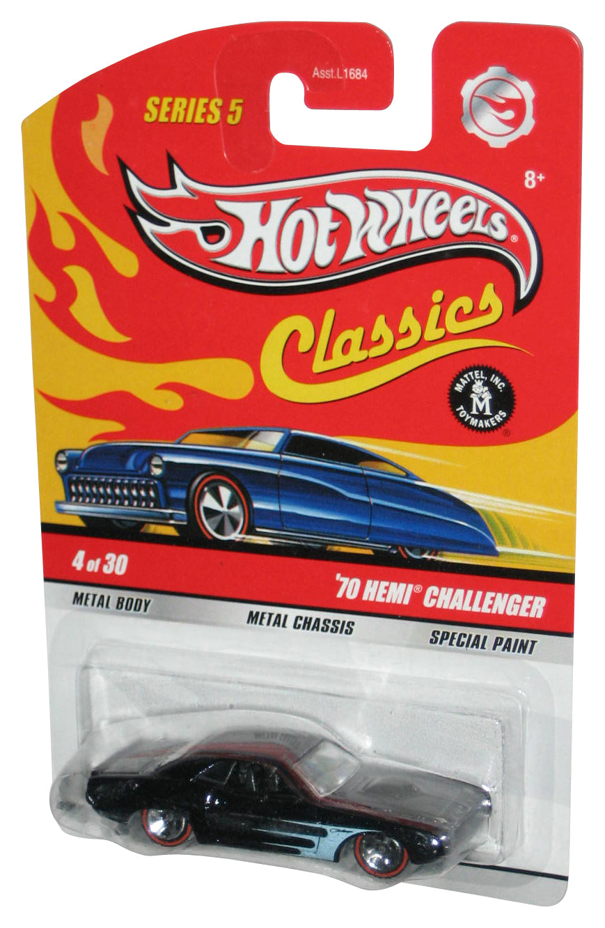 Hot Wheels Classics Series 5 (2008) Black '70 Hemi Challenger Toy Car 4/30