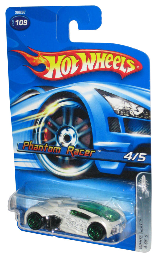 Hot Wheels White Heat 4/5 (2005) Phantom Racer Toy Car #109