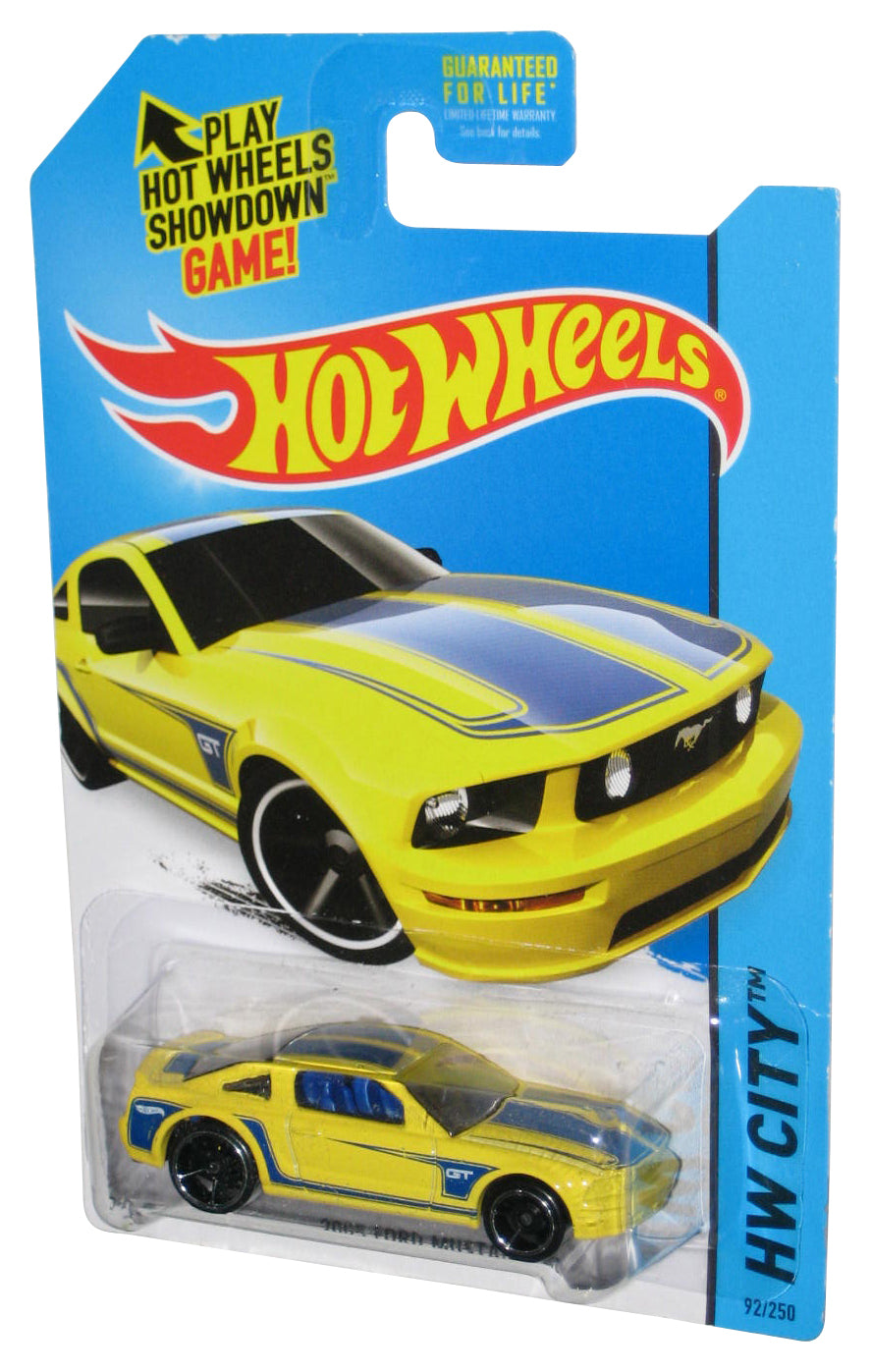 Hot Wheels HW City (2013) Yellow 2005 Ford Mustang GT Toy Car 92/250