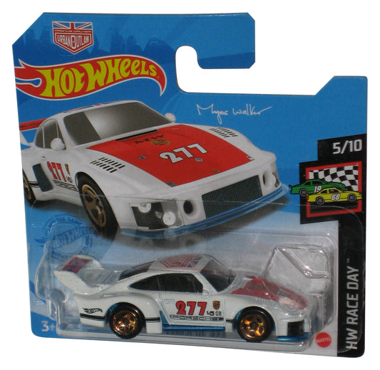 Hot Wheels HW Race Day 5/10 (2021) White Porsche 935 Toy Car 58/250 - (Red Hood / Short Card)