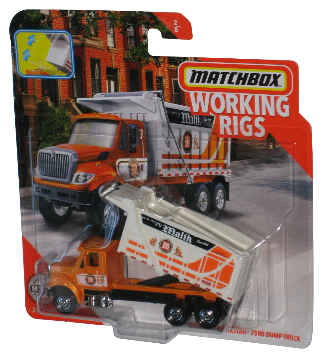Matchbox Working Rigs (2019) Orange & White International Workstar 7500 Dump Truck Toy 2/8