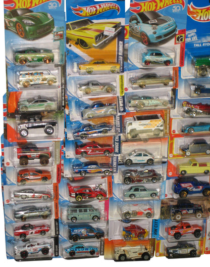 Hot Wheels and Matchbox Mattel Die-Cast Mix Collection - (Lot of 70 Toy Cars)