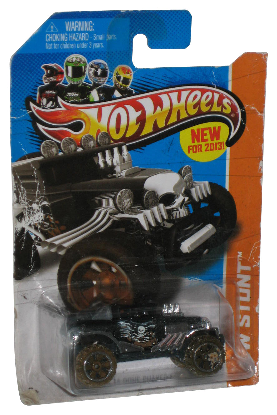 Hot Wheels HW Stunt (2013) Black Baja Bone Shaker Toy Car 90/250 - (Damaged Card)
