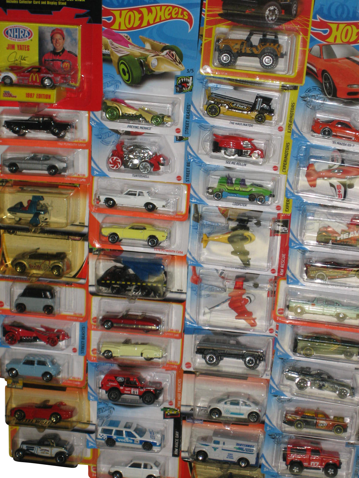 Hot Wheels & Matchbox Mattel Die-Cast Mixed Collection -- (Lot of 73 Toy Cars)