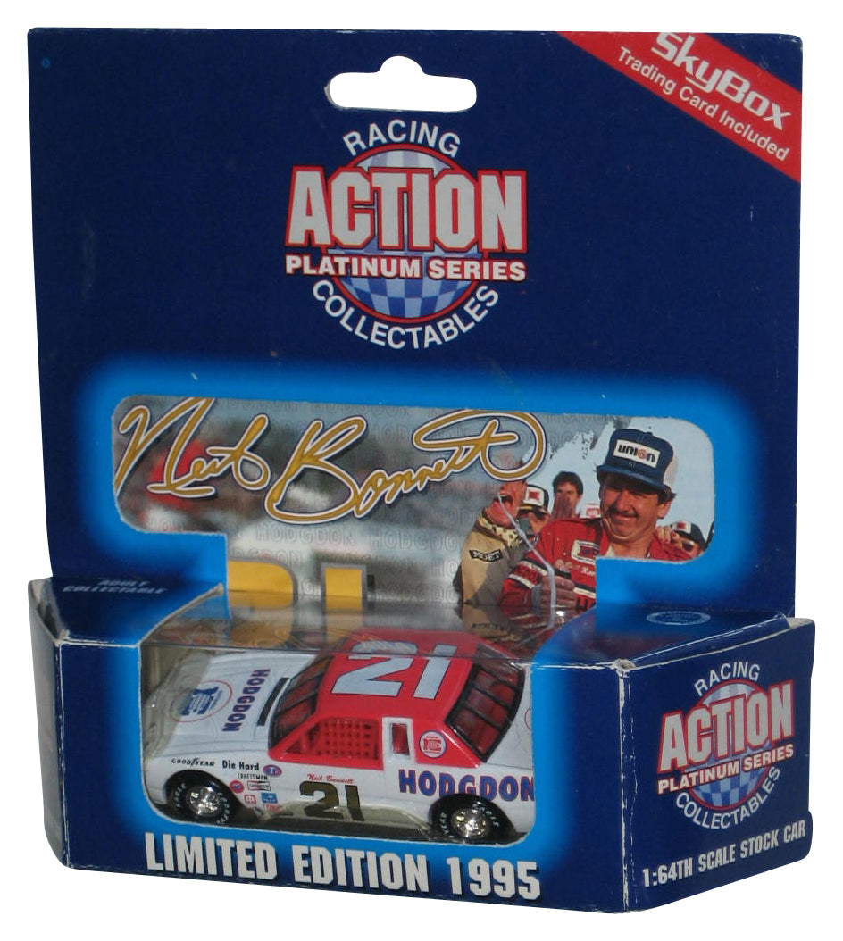 Racing Action Platinum Collectables Limited Edition 1995 1:64 Scale Toy Car w/ Skybox Trading Card