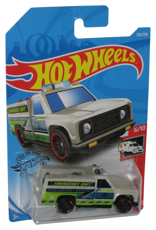 Hot Wheels HW Rescue 6/10 (2018) White & Green Rapid Responder Toy Truck 123/250
