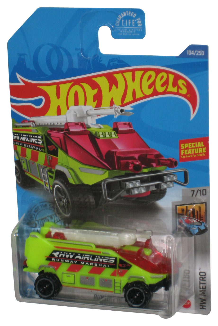Hot Wheels HW Metro 7/10 (2017) Green & Red Runway Res-Q Toy Car 104/250