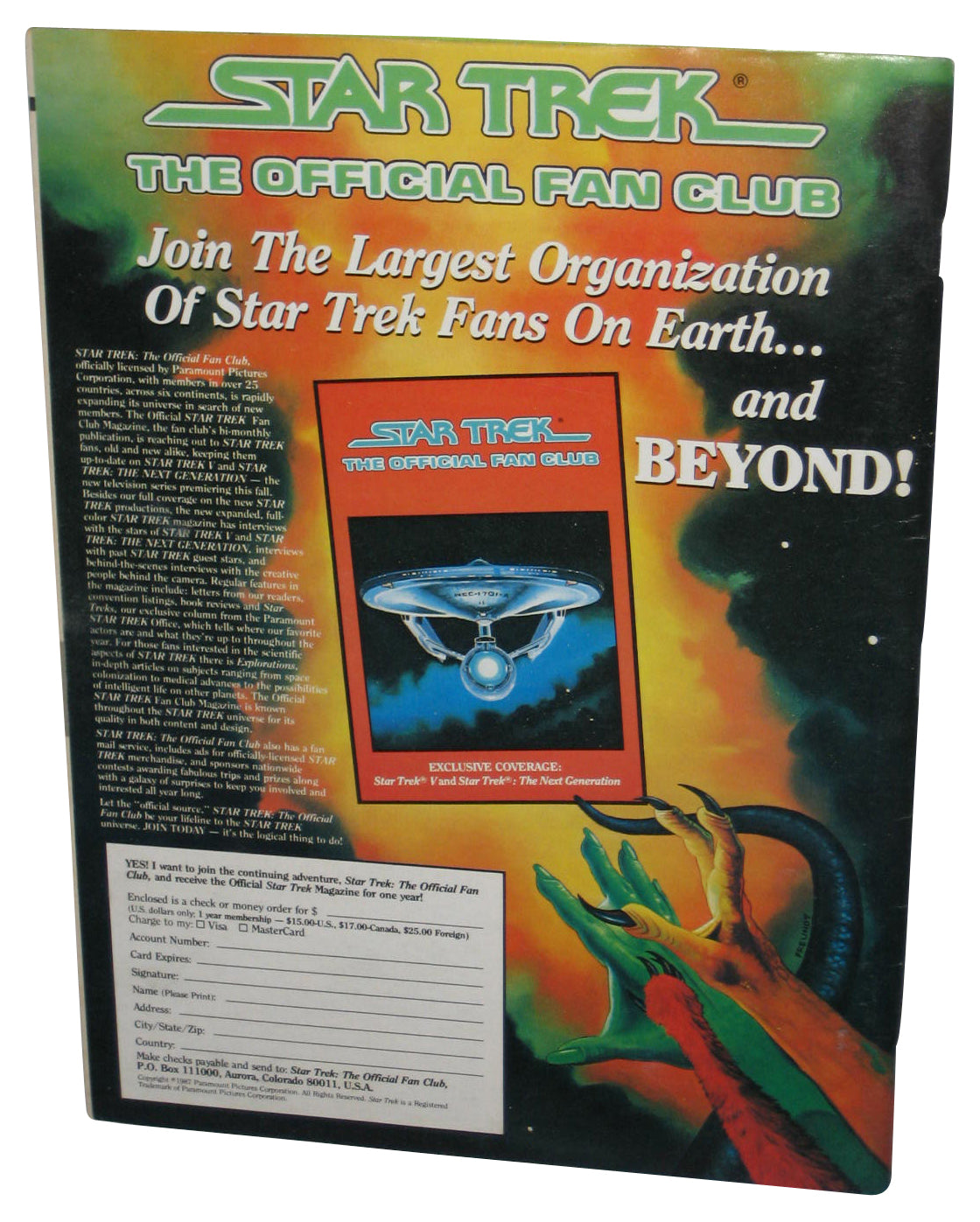 Star Trek The Next Generation (1987) Official Magazine Book w/ 4 Posters
