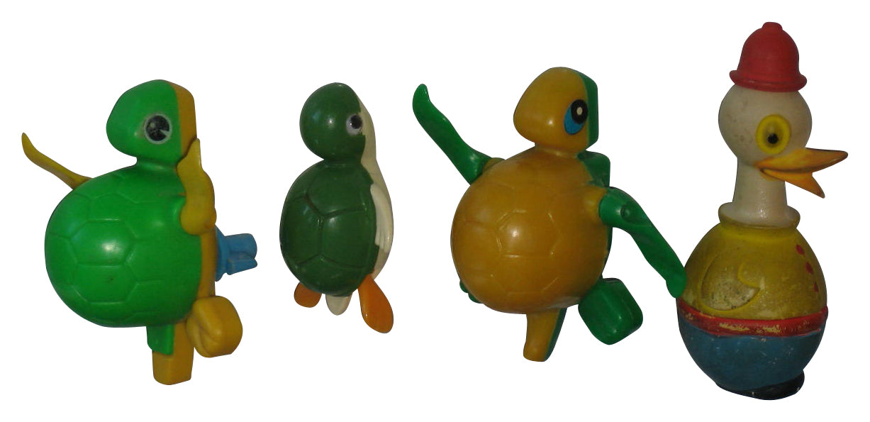 Vintage Wind-Up 1977 1981 Bandai Green & Yellow Turtle Toys Lot