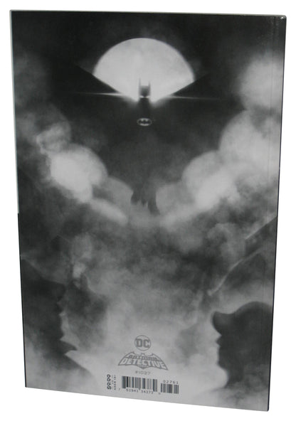 DC Comics Detective Comics Paperback Book #1027 - (Batman / Superman Cover)